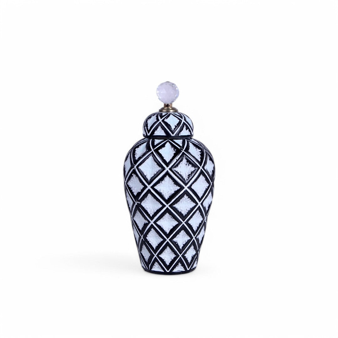 Black & White Vase Medium