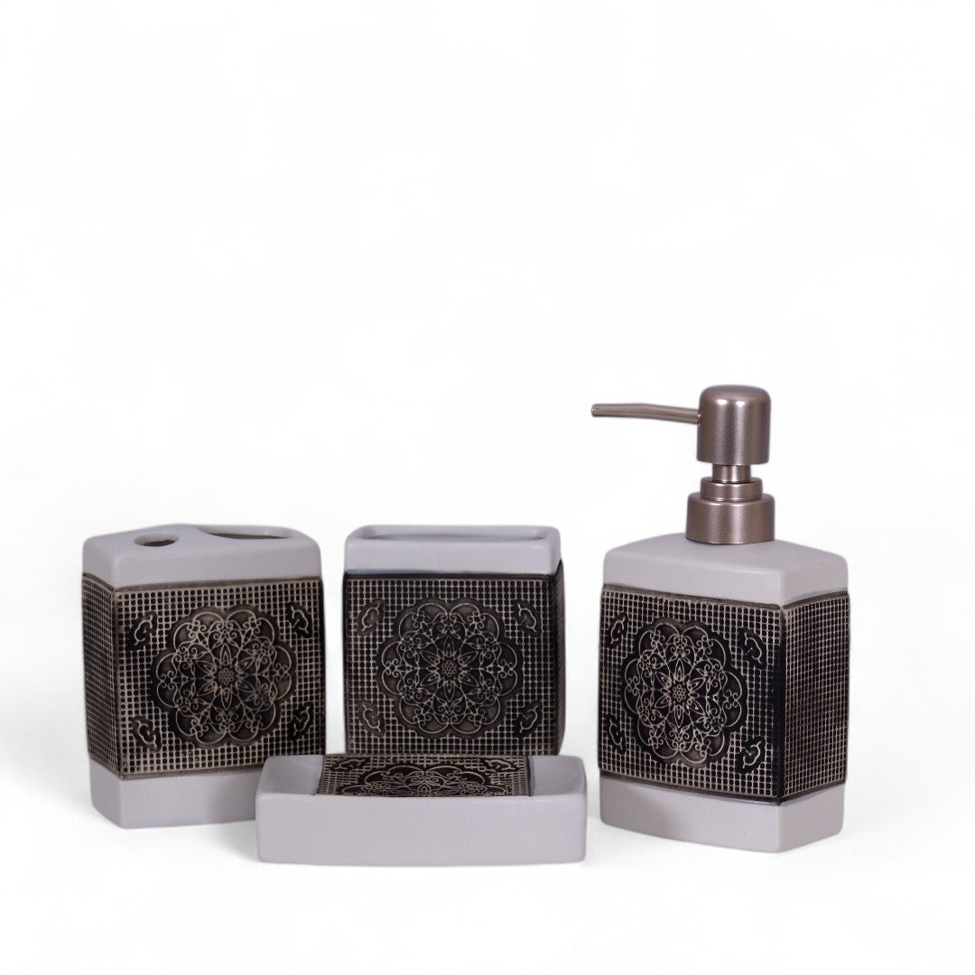 White & Black Bath Set 4Pcs