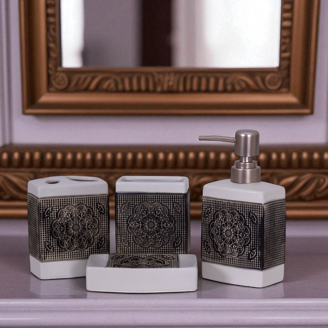 White & Black Bath Set 4Pcs