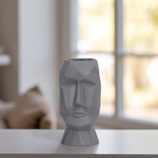 SCULPTURE VASE