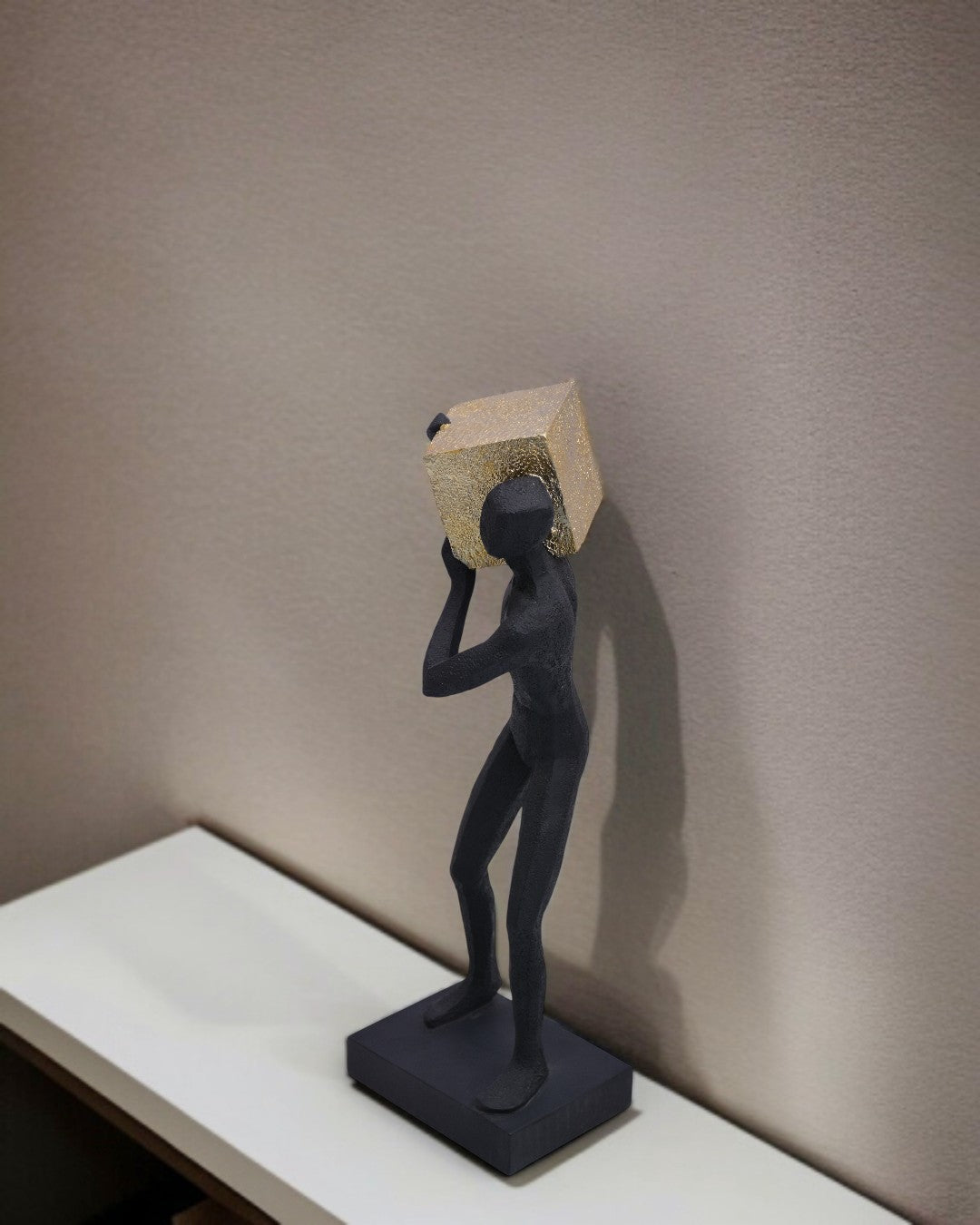 Rayzan Black long man