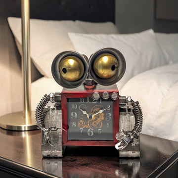 Vintage Industrial Metal Robot Desk Clock Steampunk Tabletop Decor