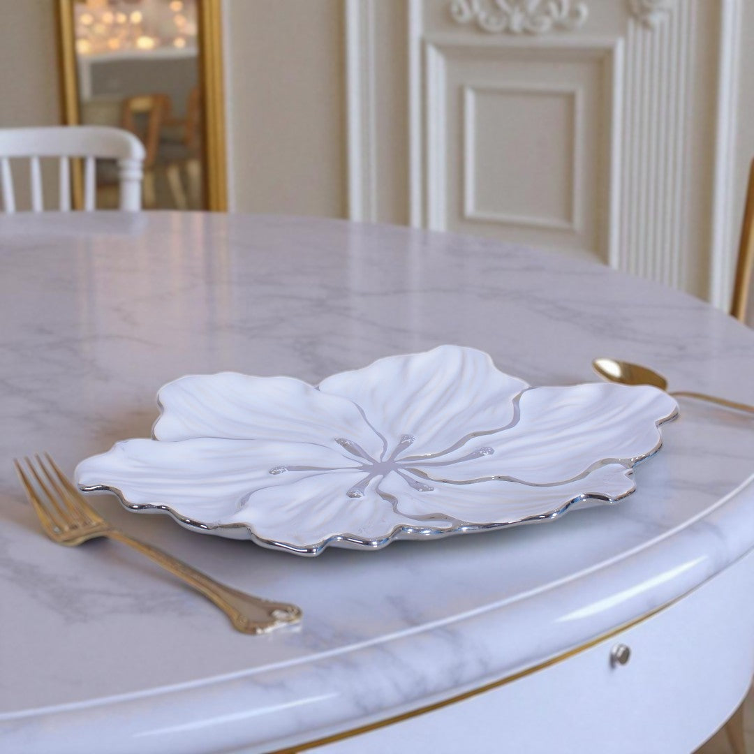 Lily Oval Plate