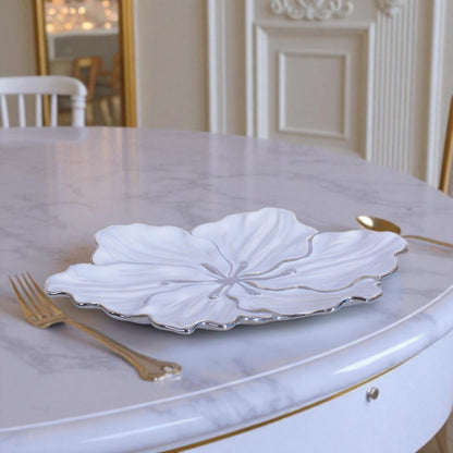 Lily Oval Plate