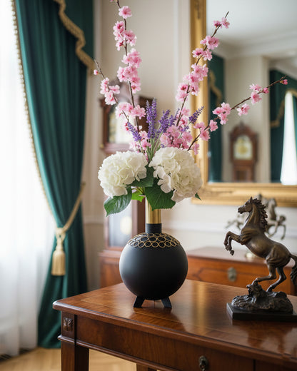 ZH1922L Metal Black & Gold Vase