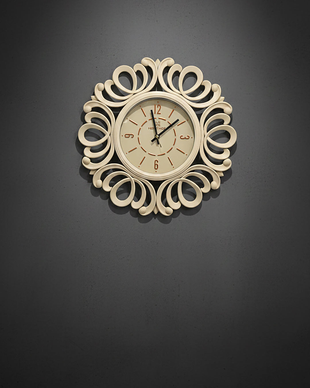 Heritage Wall Clock FLR K CLK-0004 K