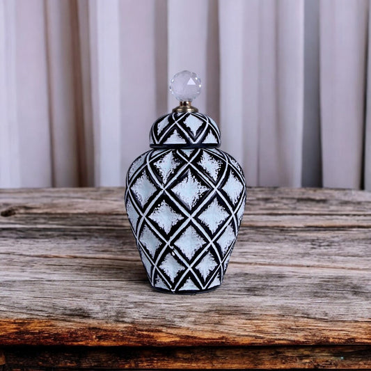 Black & White Vase Small