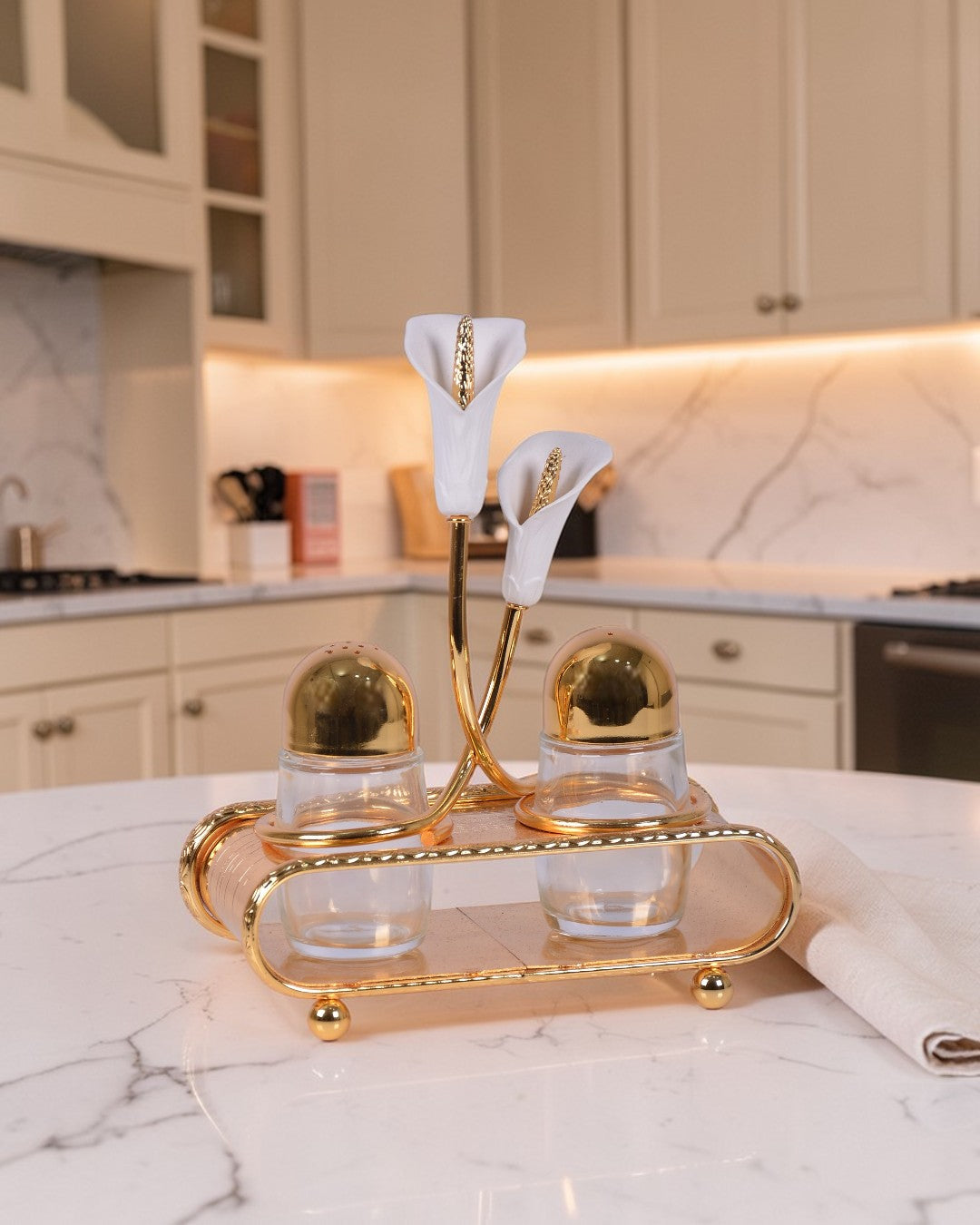 Golden Salt & Pepper