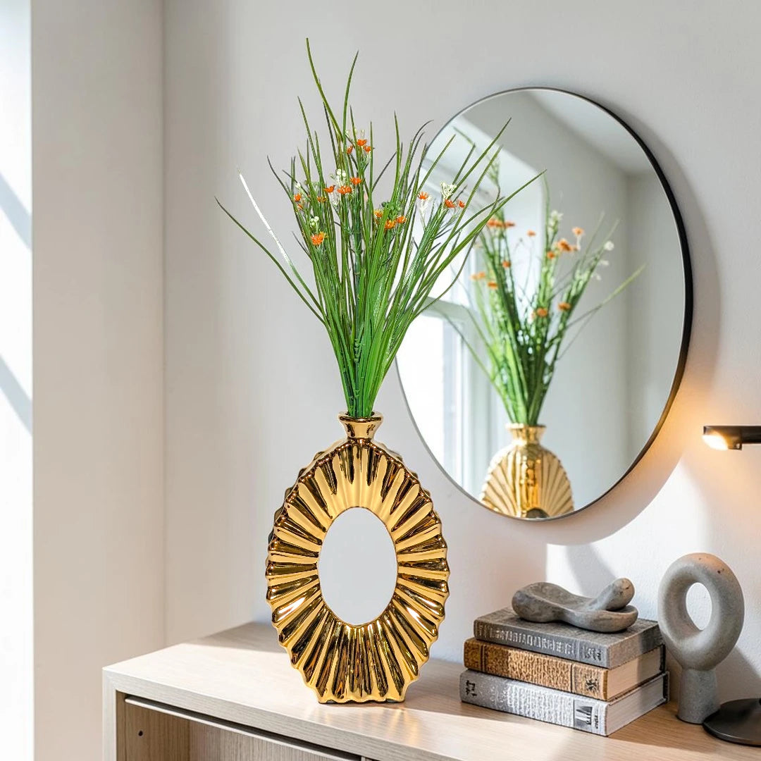 Gold Round Ribbed Oval Ceramic Flower Vase