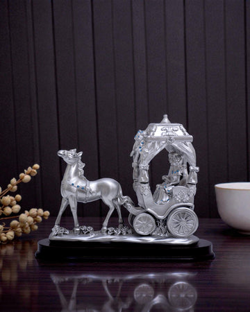 Horse Buggy Style Show Peice