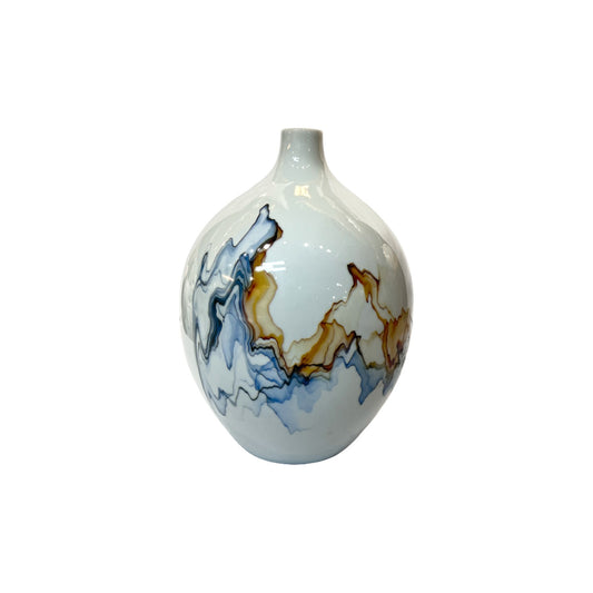 Snowfall Serenity Vase