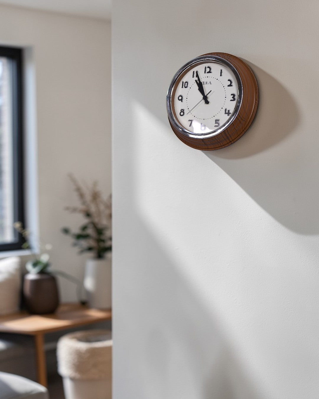 Clock 002
