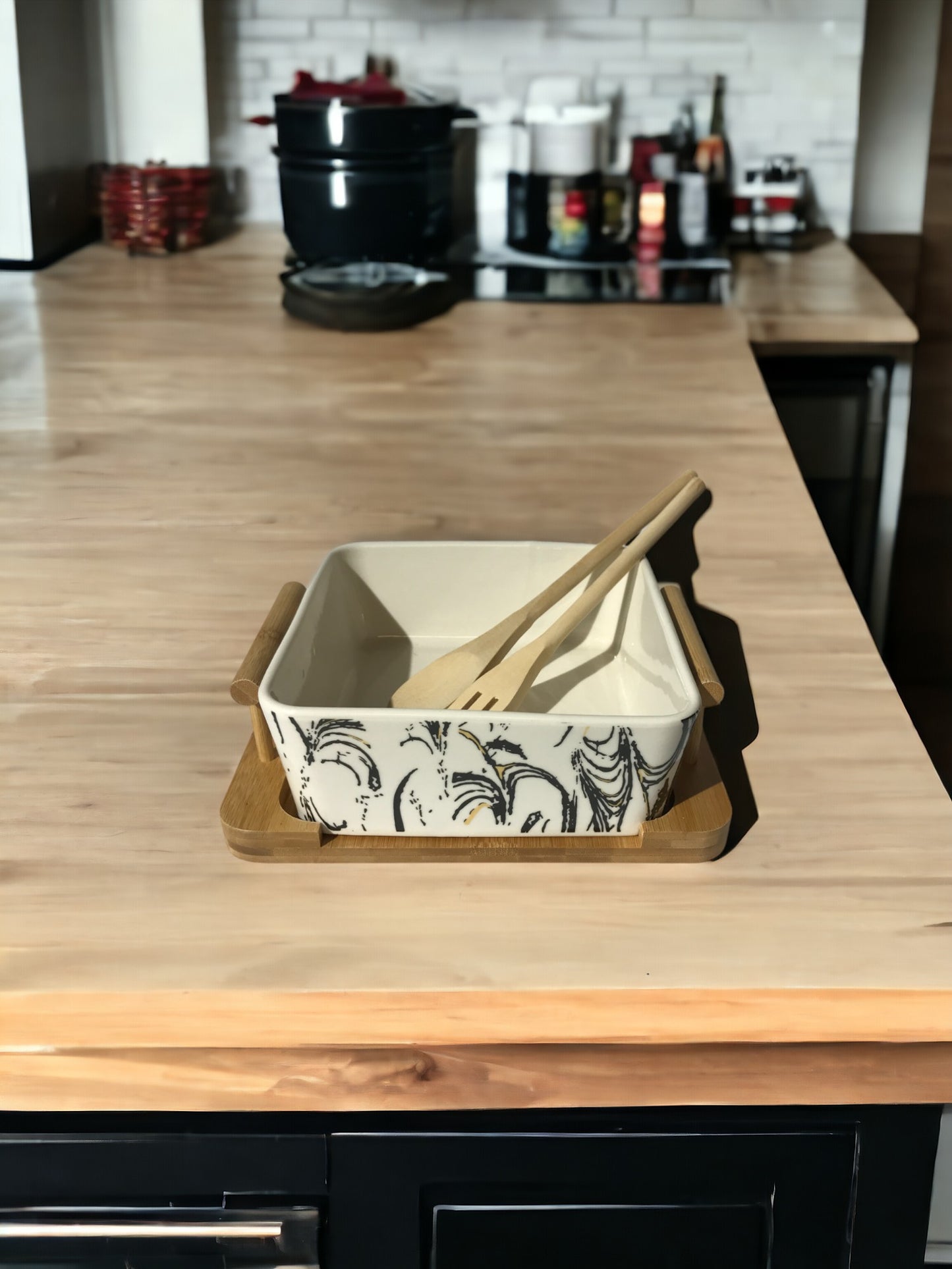 Printed Salad Bowl with Bamboo Tray